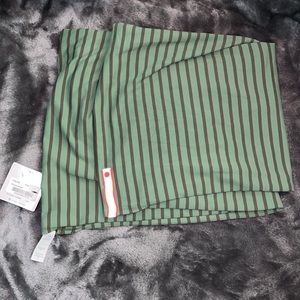 *NEVER WORN* Lululemon Vinyasa scarf